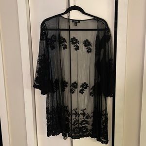 Torrid mesh floral kimono